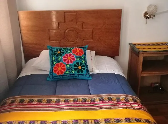 Kenti's Ollantaytambo